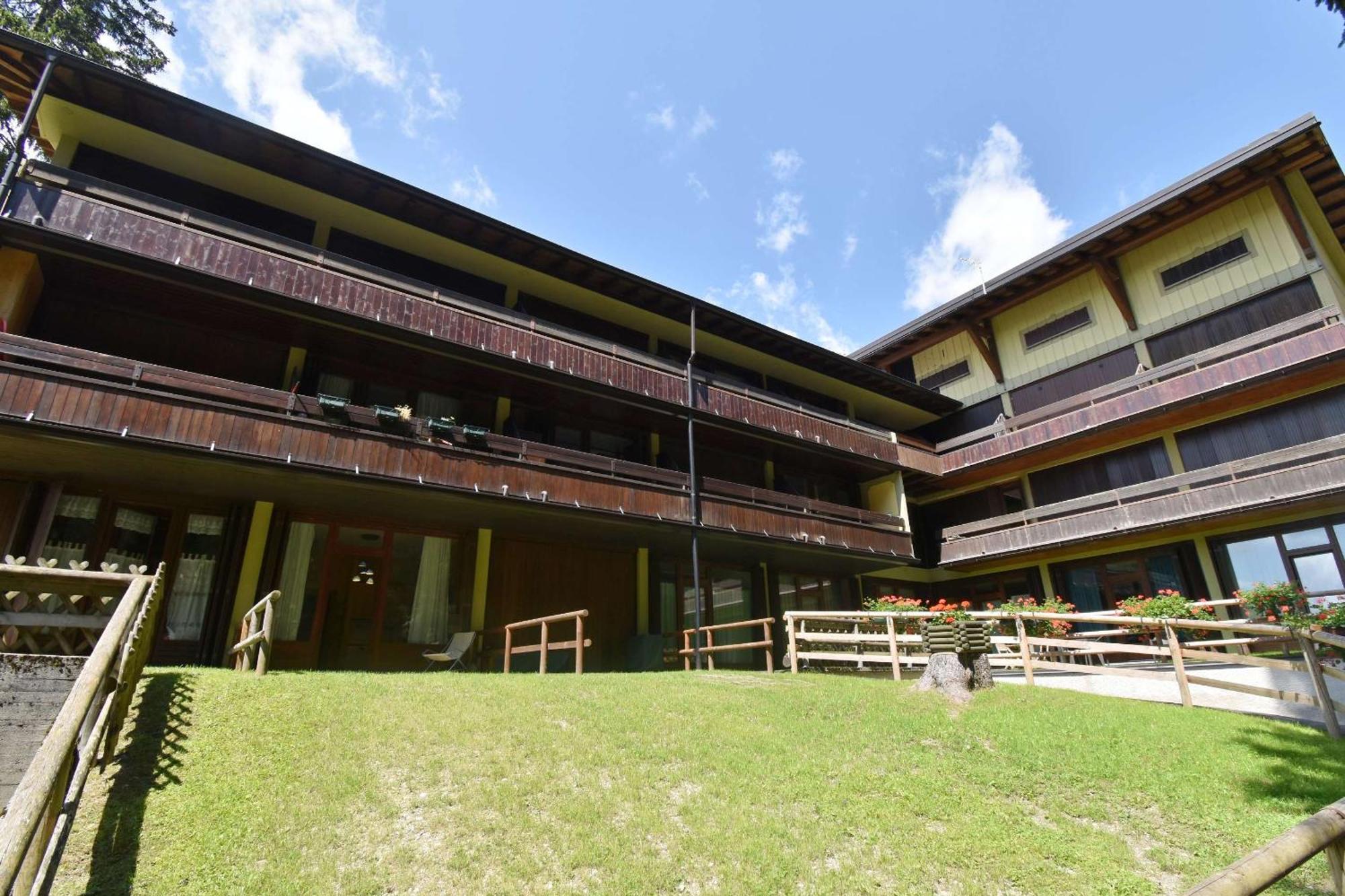Residenza Silvana Madonna Exterior foto